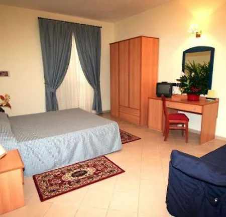 Costabella Szálloda 3*